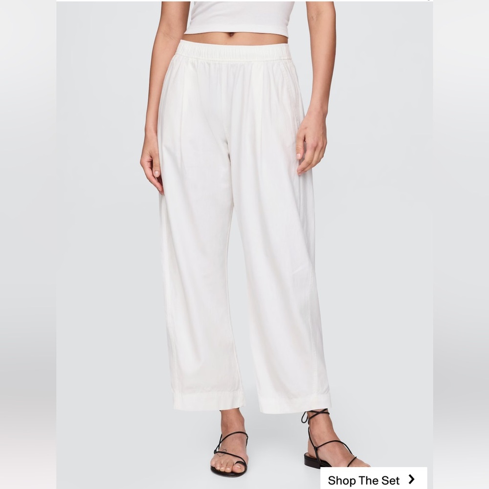GAP Mid Rise Linen-Blend Easy Barrel Pants